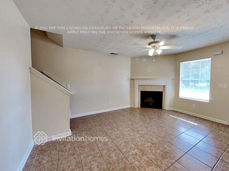 Building Photo - 395 Crestfield Cir