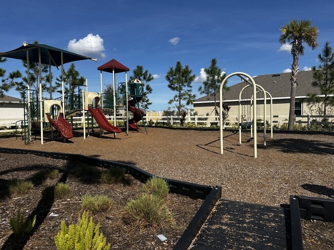 Building Photo - 17309 Reserva Dr