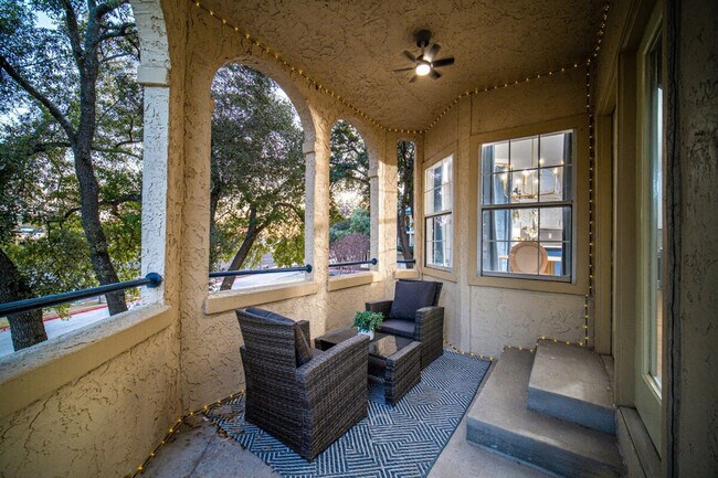 Building Photo - 3308 Parliament Cove