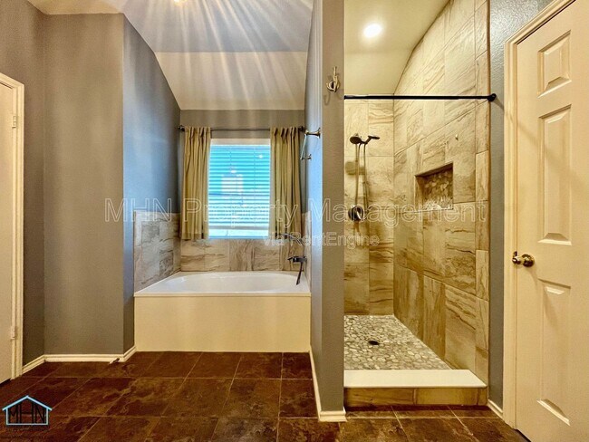 Building Photo - 9747 Copperway