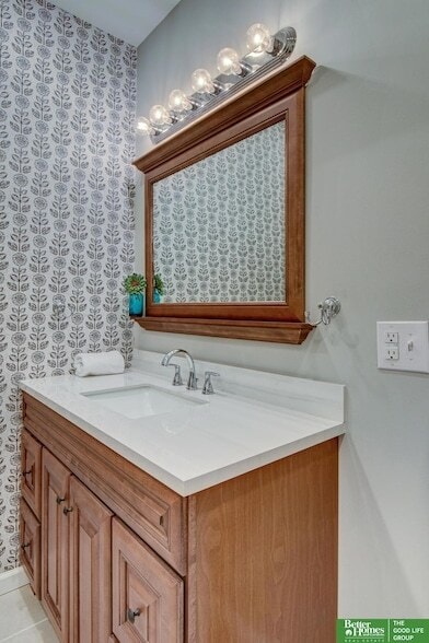 Building Photo - 6519 Parker St