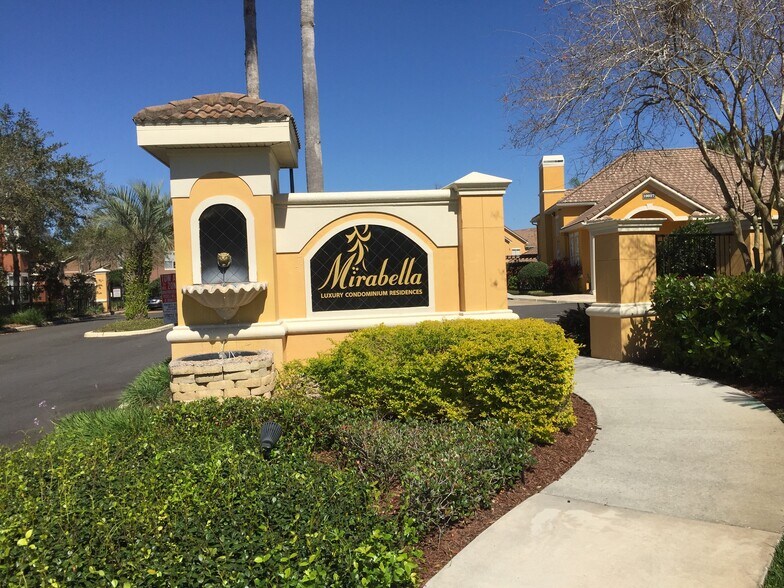 Building Photo - 8807 Villa View Cir