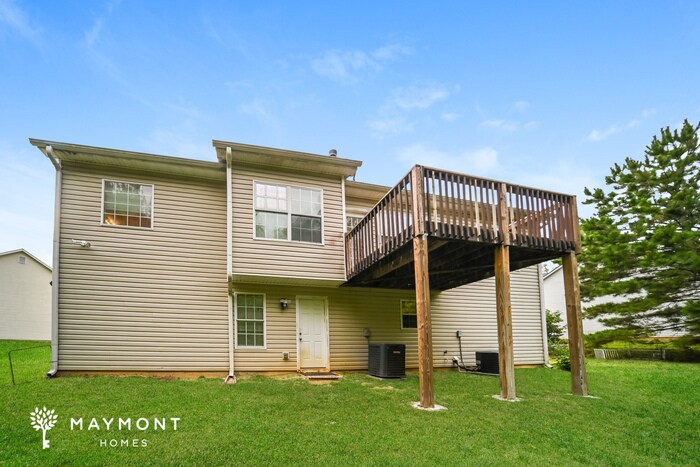 Building Photo - 665 Tipperary Rd