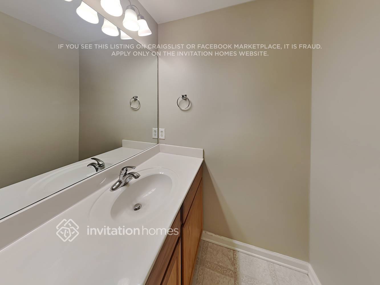 Building Photo - 5870 Ridge Stone Way