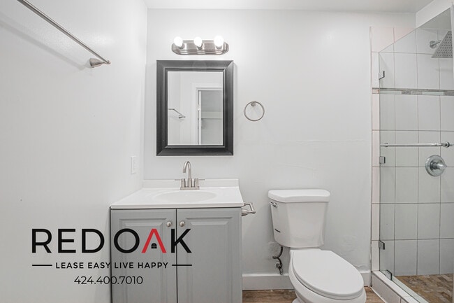 Building Photo - 254 S Carondelet-260-11