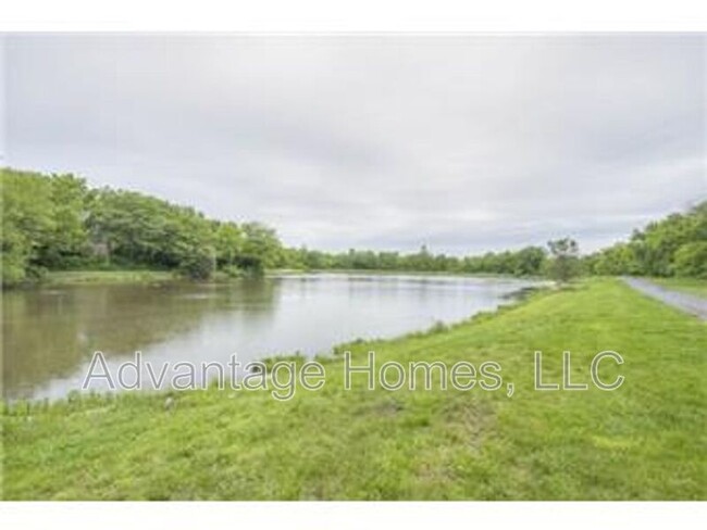Building Photo - 14117 Parkhill Ln