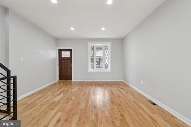 Building Photo - 3024 Redner St