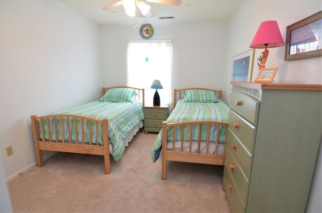 Building Photo - 3 BR, 2.5 BA Versailles Townhouse - Pet Friendly, Bike to Beach