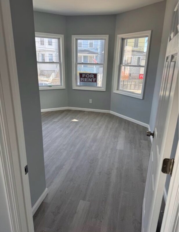 Building Photo - 159 Jaques St