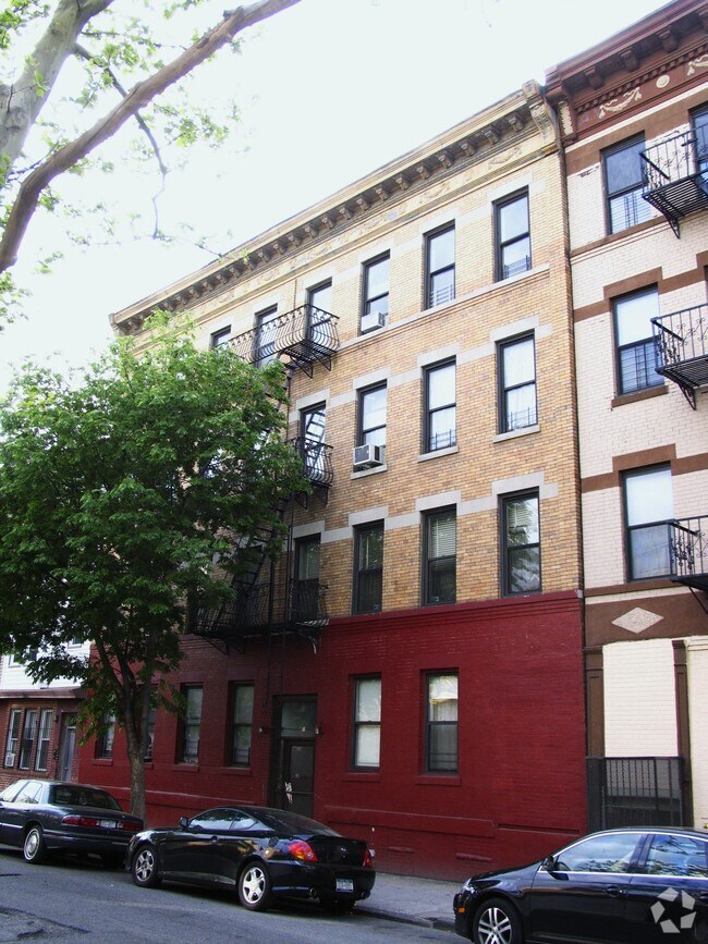 Building Photo - 2454 Hughes Ave