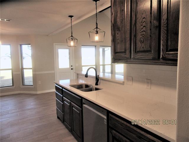 Building Photo - 803 Mary Lee Ln
