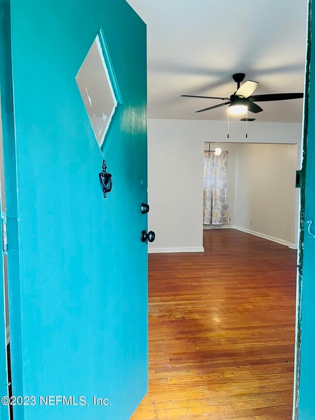 Building Photo - 1654 Talbot Ave