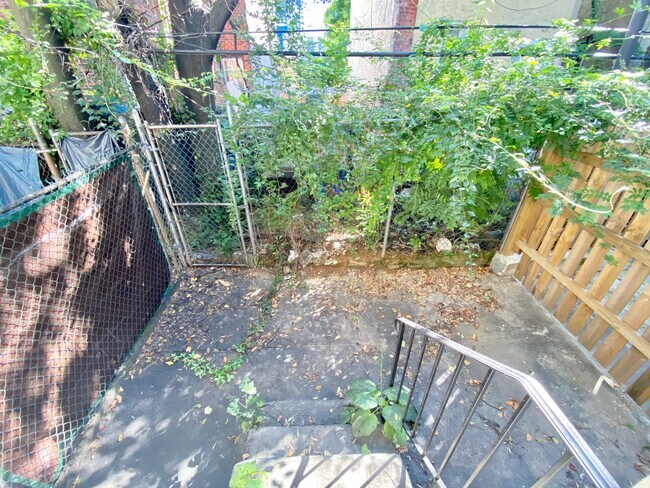 Building Photo - 459 N Dearborn St