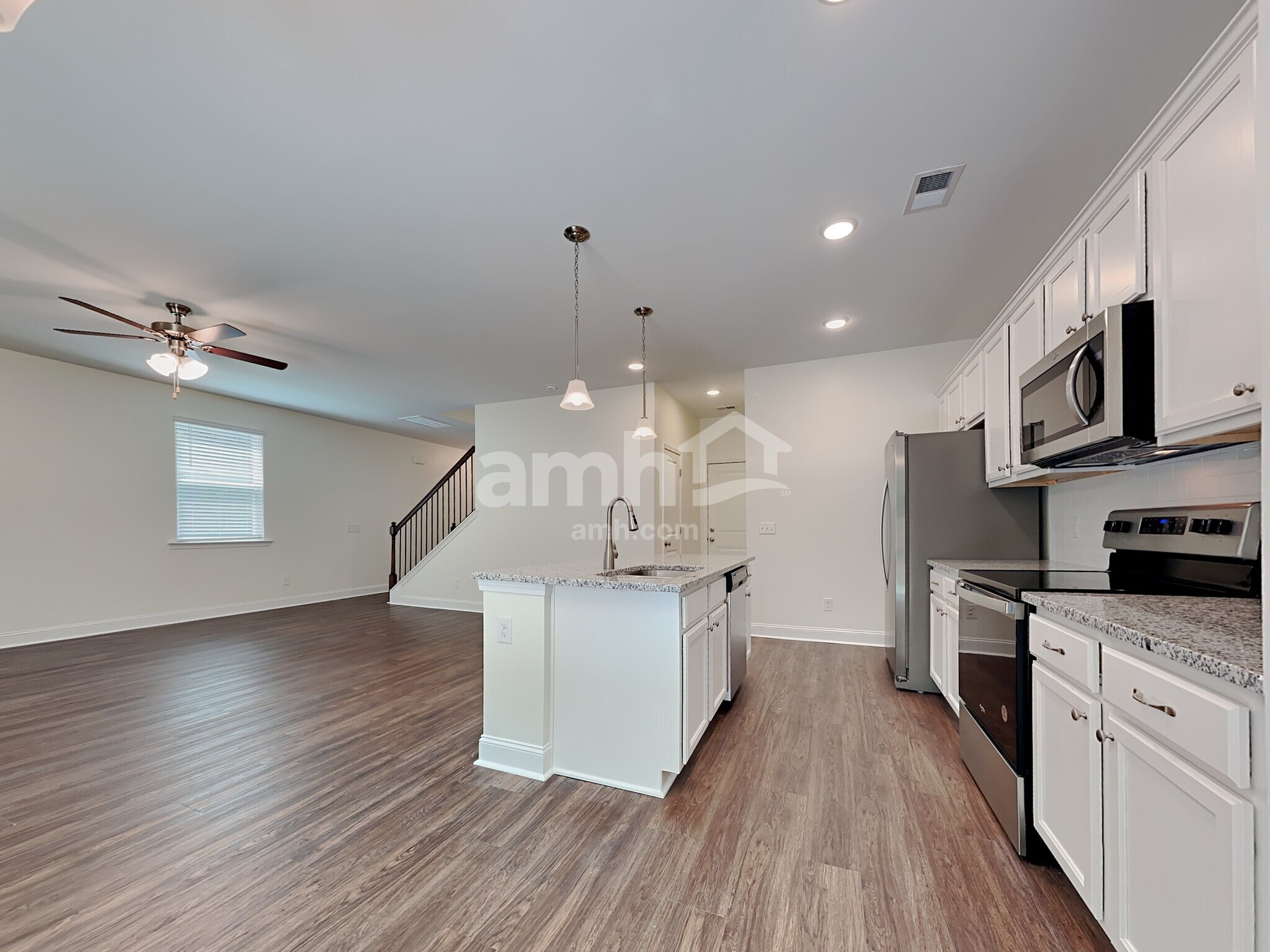 Building Photo - 1843 Produce Ln