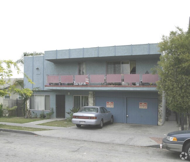 Building Photo - 1036 Saint Louis Ave