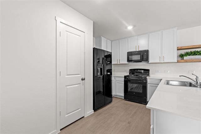 Building Photo - 4004 Arklow St