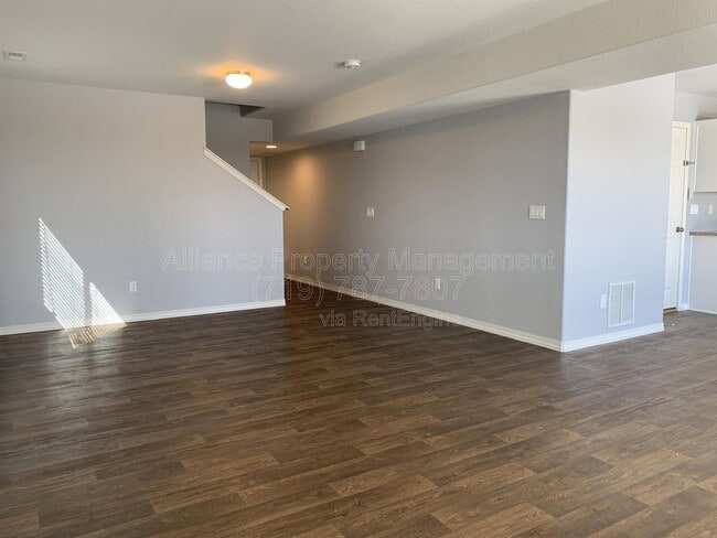 Building Photo - 3875 Reindeer Cir