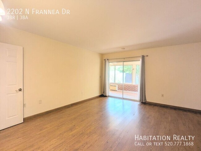 Building Photo - 2202 N Frannea Dr