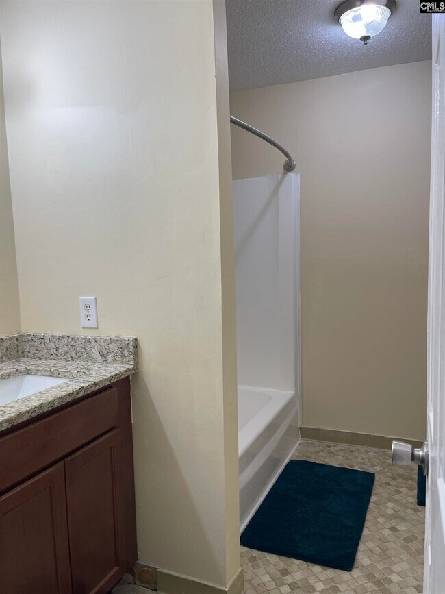 Building Photo - 3736 Elberta St