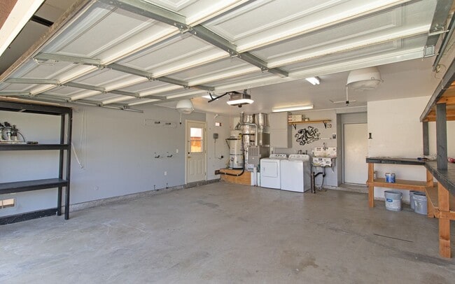 Building Photo - Single Story Home on Corner Lot in San Mar...