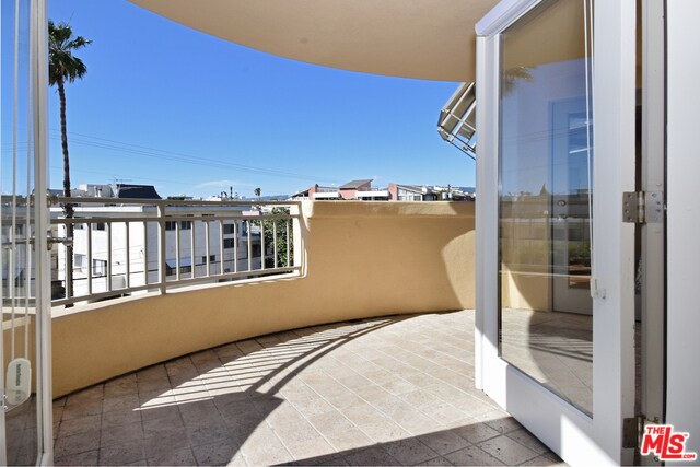 Building Photo - 1000 Granville Ave