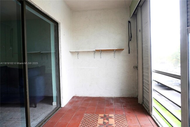 Building Photo - 4140 NW 44th Ave