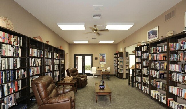 Building Photo - 7950 E Camelback Rd