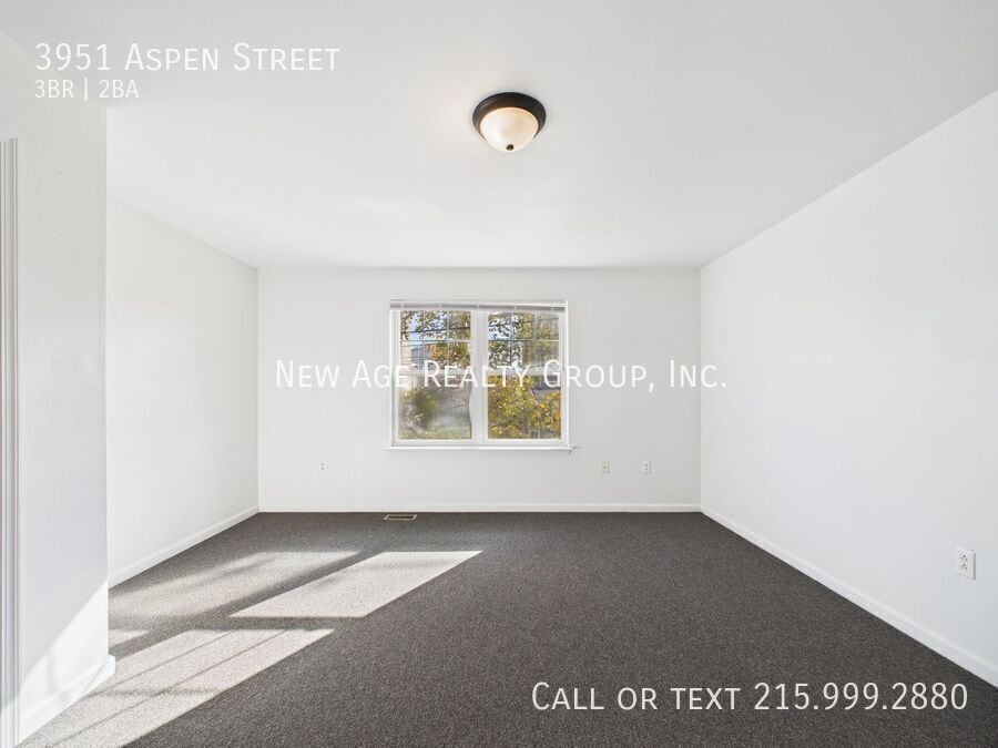 Building Photo - 3951 Aspen St