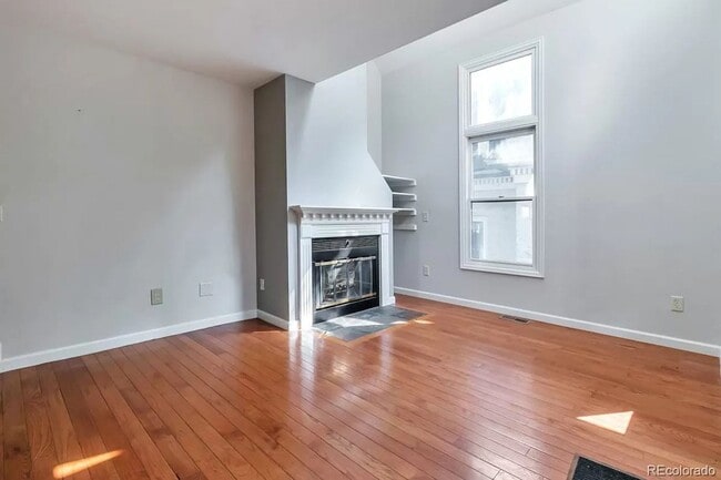 Building Photo - 2135 Spruce St