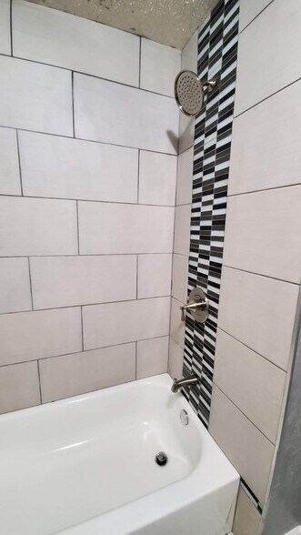 Building Photo - 1503 College Ave