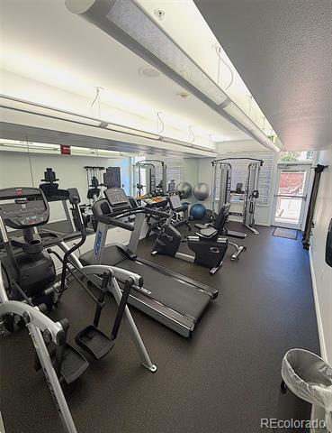 Building Photo - 2700 E Cherry Creek S Dr