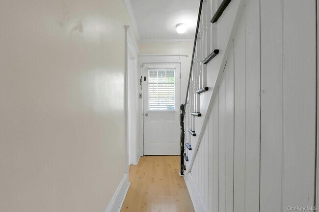 Building Photo - 24 Firth St