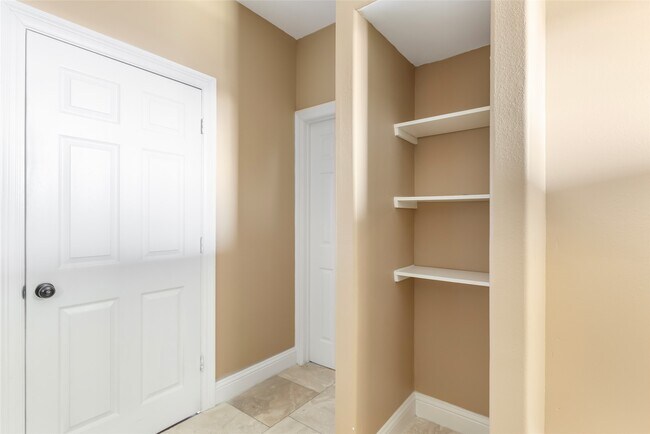 Building Photo - 205 Rue Orleans St