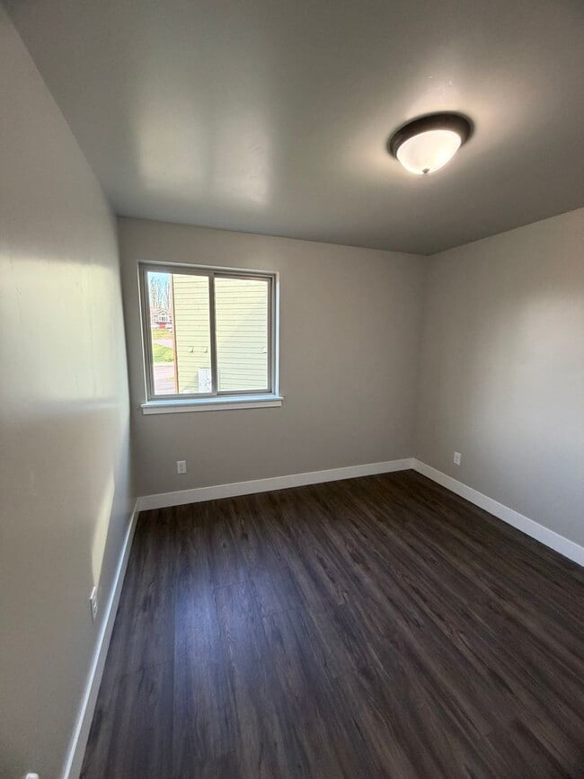 Building Photo - 119 Saddle Loop