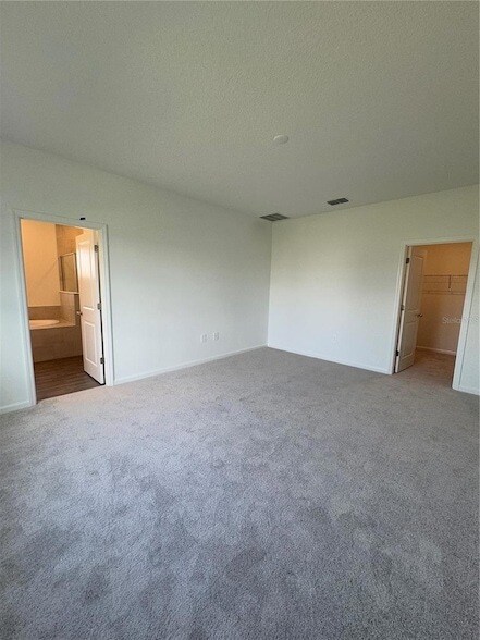 Building Photo - 4725 SW 83rd Lp