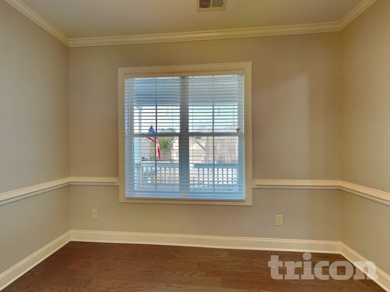 Building Photo - 30 Prospectus Ln