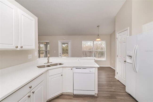 Building Photo - 1067 Aladdin Rd