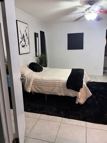 Building Photo - 15403 Forest Peak