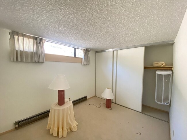 Building Photo - 3 Bedroom Condo - Walk to Burnt Cedar Beach!