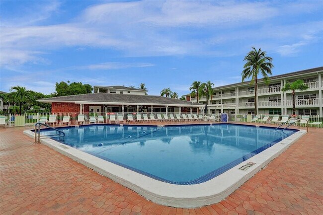 Building Photo - 5208 NE 24th Terrace