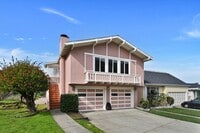 Building Photo - Spacious & Stylish Home in Pacifica’s Desirable Fairmont Neighborhood