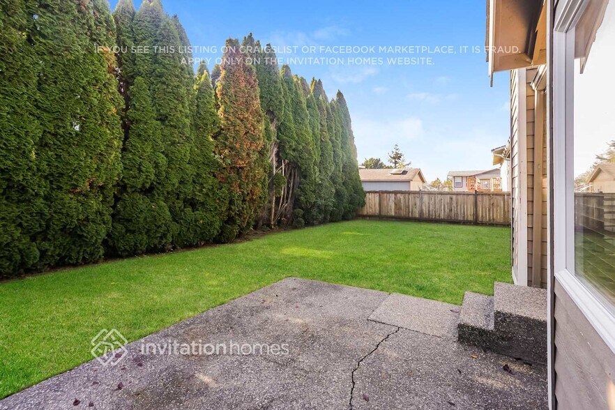 Building Photo - 8628 15th St NE