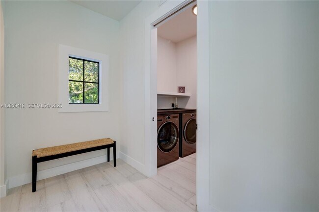 Building Photo - 18326 SW 83rd Pl