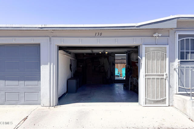 Building Photo - 130 E Alta Green