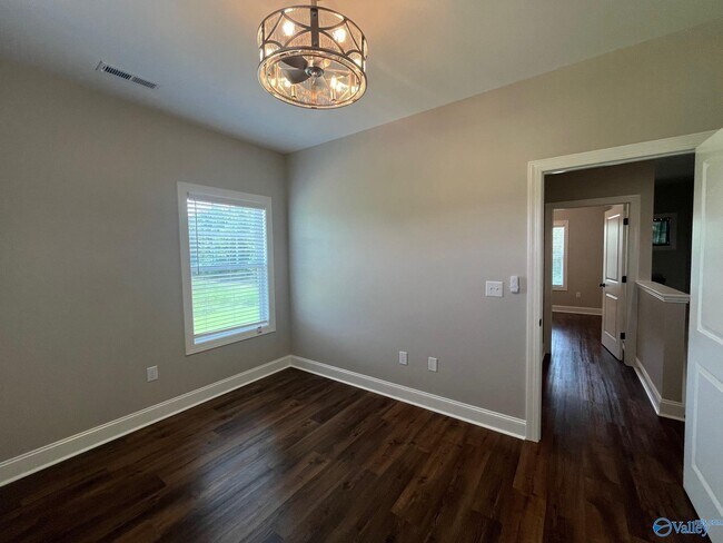Building Photo - 102 Co Rd 469