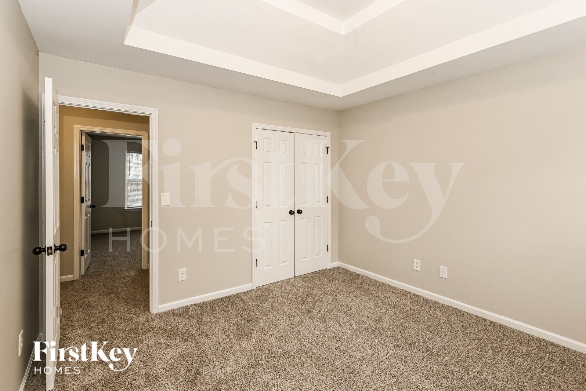 Building Photo - 128 Madelia Pl