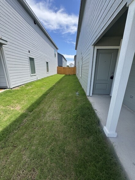 Building Photo - 6311 Whimbrel Wy