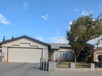Building Photo - 955 E Amber Ave