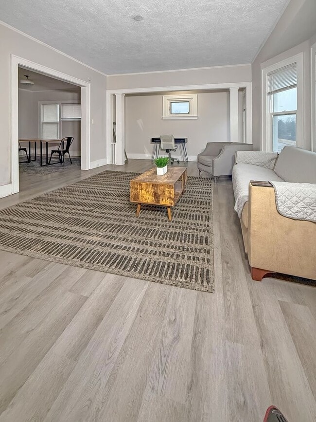 Building Photo - Calvert Duplex (The Shirley)