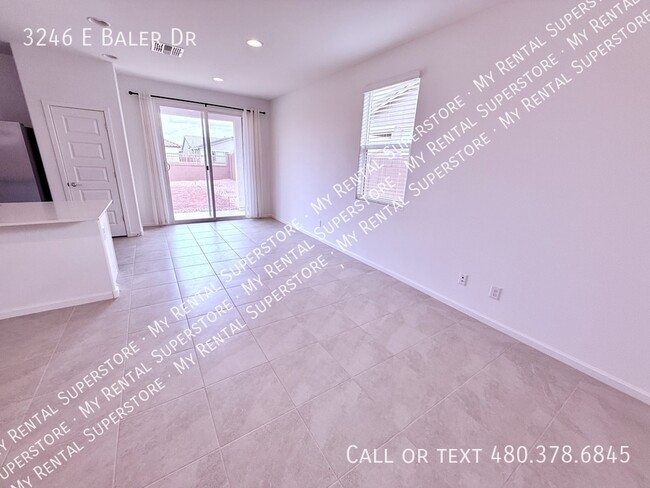 Building Photo - 3246 E Baler Dr